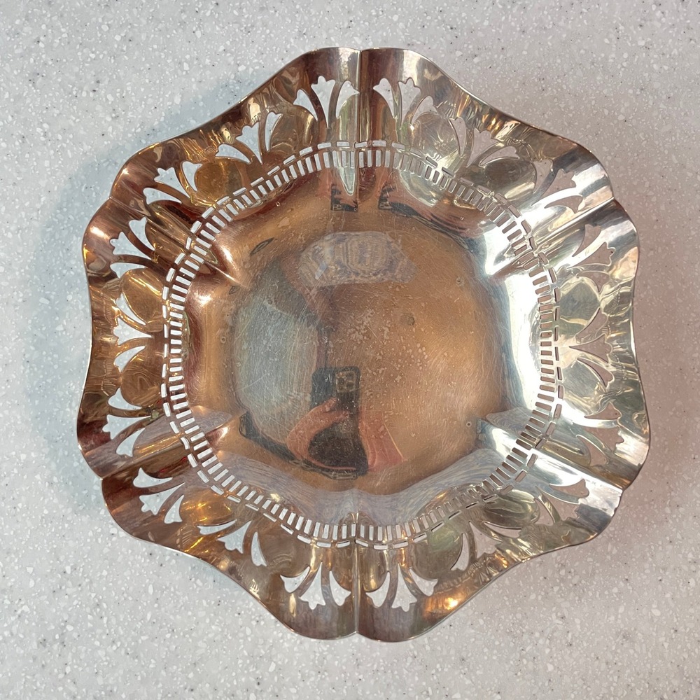Vintage Apollo Sheffield Nickel Silver Pierced Reticulated Scalloped Bowl 3564